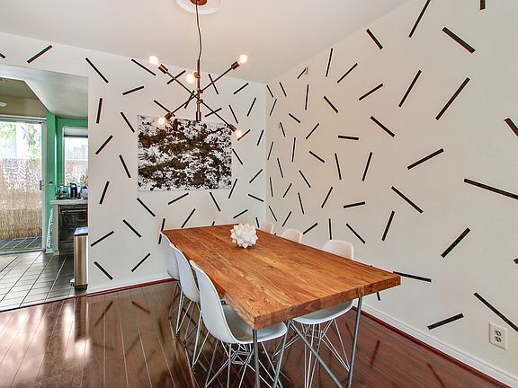 2nd image of 2339 34th St Unit 43