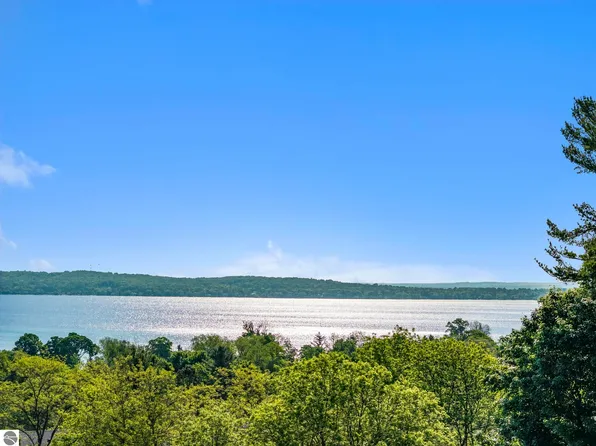 0 Incochee Woods Dr, Traverse City, MI 49684