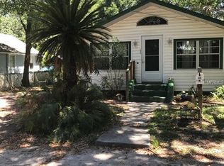 5651 Homecrest Rd, New Port Richey, FL 34652