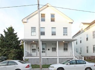 7 Pleasant St, Newport, RI 02840