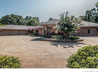 4616 Dovefield Ln, Kannapolis, NC 28081