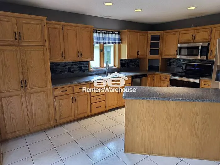 9012 Glen Edin Ln — Photo 6