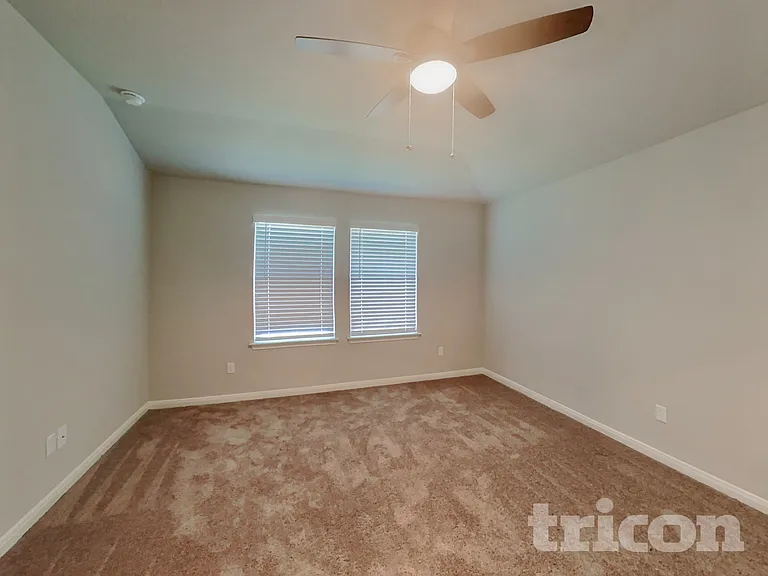 13623 Emerson Way — Photo 6