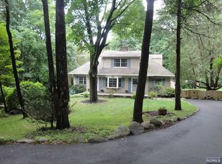 39 Circle Ave, Wayne, NJ 07470