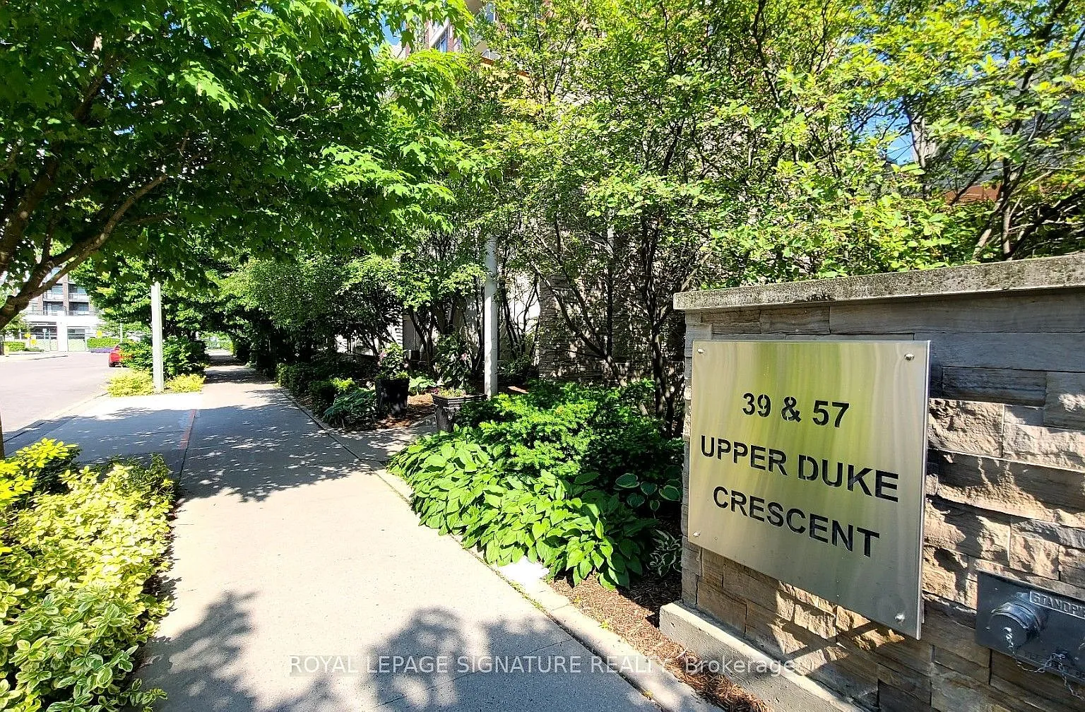 3 bed, $3,100 — Photo 2