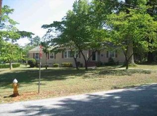 122 Stephens Ln, Greenville, SC 29609