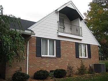 4th image of 1485 Saunders Dr