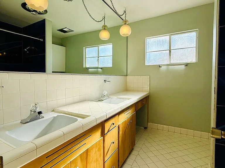 1208 Buehler Dr — Photo 23