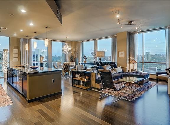 2nd image of 900 20th Ave S APT 606