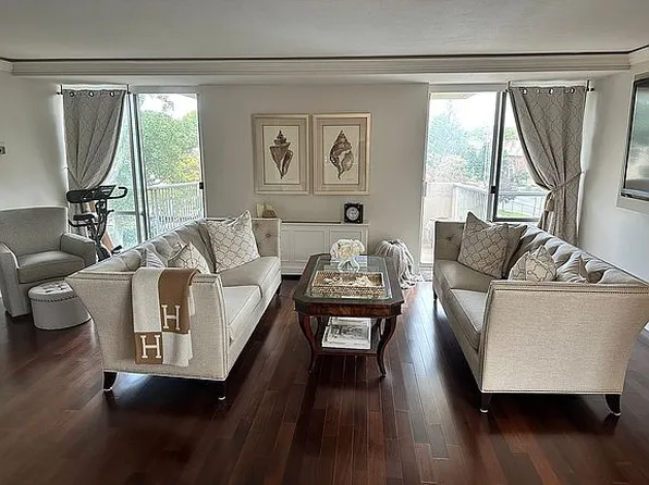 2401 Pennsylvania Ave APT 304, Wilmington, DE 19806