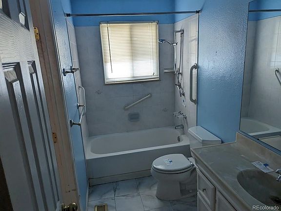 4th image of 14963 Olmsted Drive