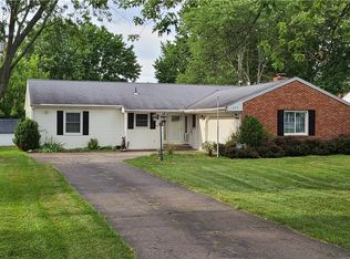 177 Buckingham Dr, Elyria, OH 44035