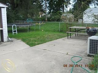 2nd image of 5896 Vivian St