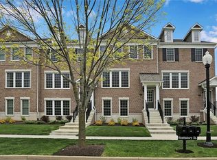 1980 Rhettsbury St, Carmel, IN 46032