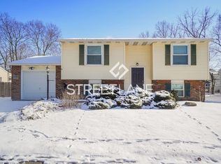 3242 Fontaine Rd, Columbus, OH 43232