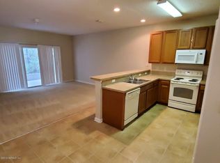 8713 Ribbon Falls Ln, Jacksonville, FL 32244