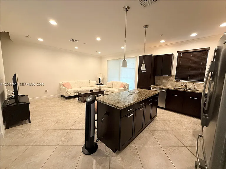 3341 NW 125th Ln — Photo 2