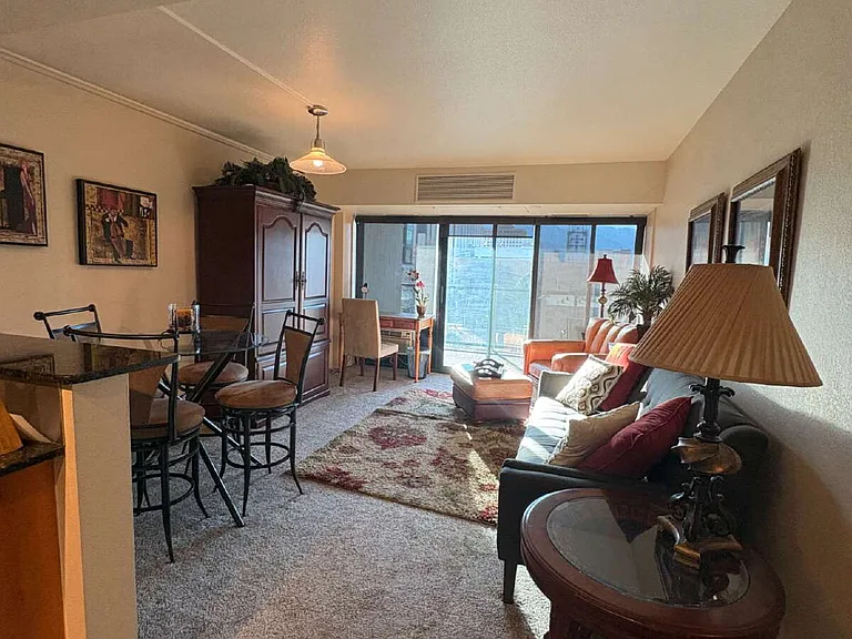 417 E Kiowa St #602 — Photo 6