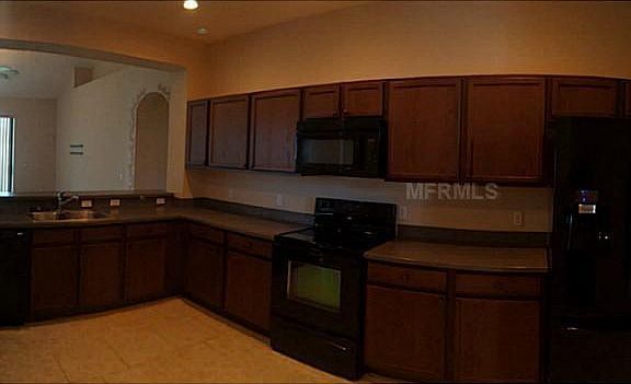 3rd image of 4244 Dinner Lake St