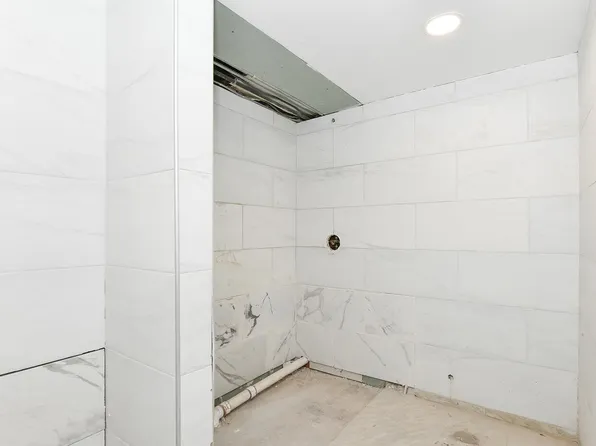 6204 Bergenline Avenue image 21 of 33