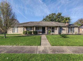 3830 Quiet Place Dr, Houston, TX 77082