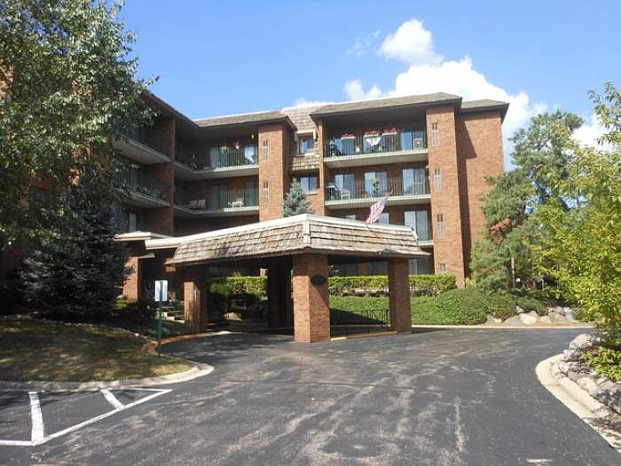1st image of 51 Old Oak Dr APT 312