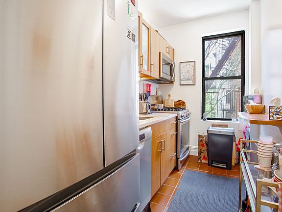 5th image of 199 Bleecker St APT 8