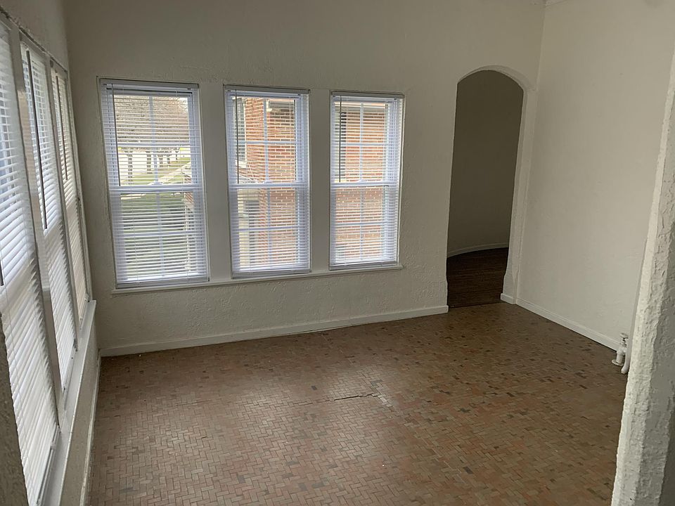 Sunroom view facing south