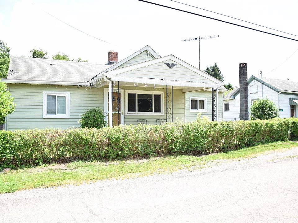 1st image of 71581 Main St