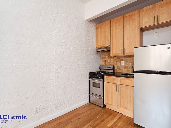 2nd image of 450-452 E 81st St #1A