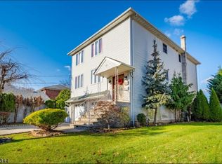 140 W Stimpson Ave, Linden, NJ 07036