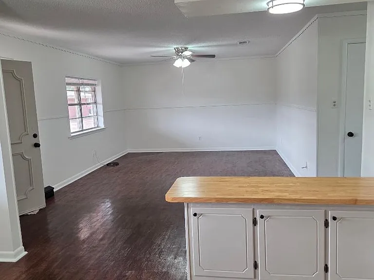 217 Parkins St #3 — Photo 3