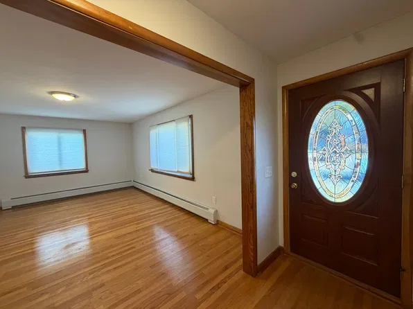 34 Putnam Ave, Pittsfield, MA 01201