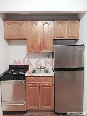 Rented by Magnum Realty Holdings, LLC | media 16