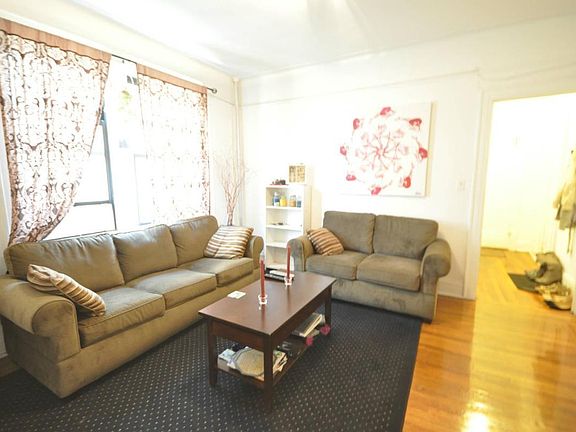 5th image of 4329 41st St APT D4