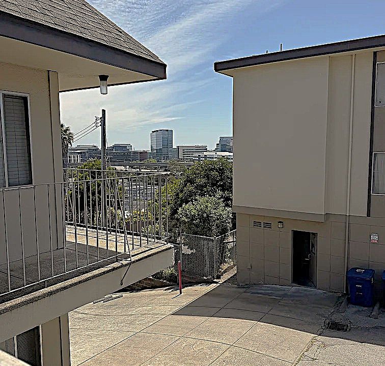 1st image of 25 Lewis Ave #4