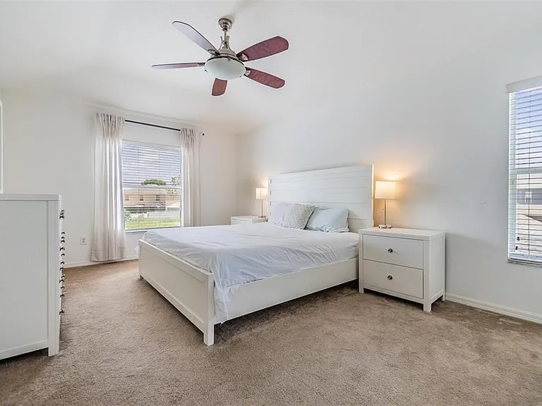 8219 Canterbury Lake Blvd — Photo 27