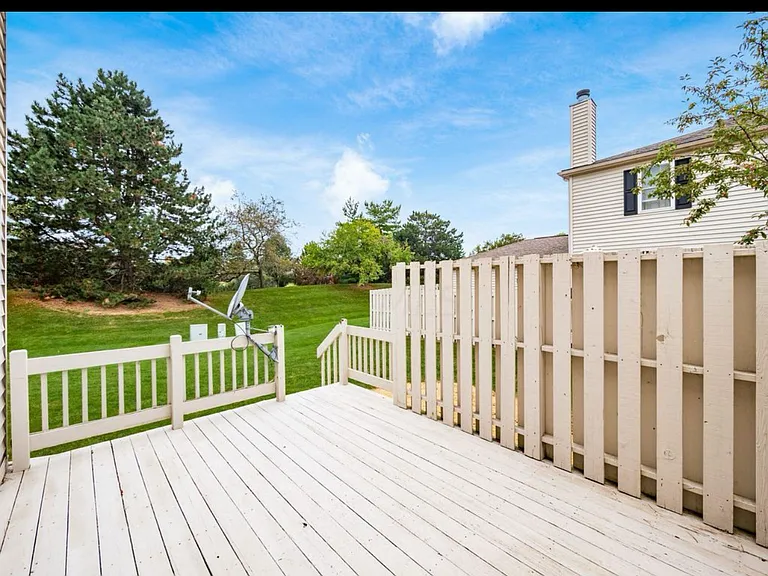 5464 Ambrosia Ave — Photo 5