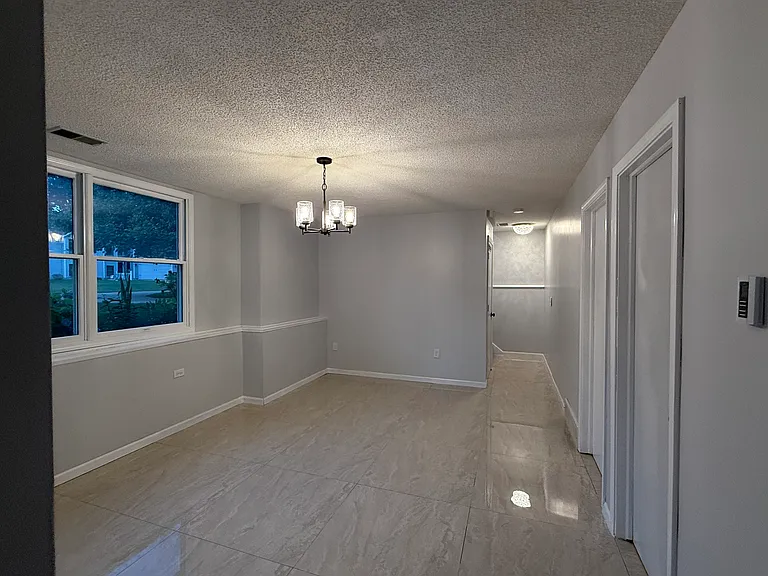 112 Timberwood Ct — Photo 15
