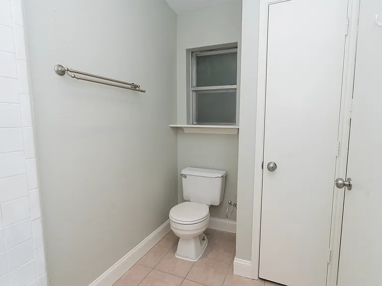 106 Mapleleaf Ln — Photo 36