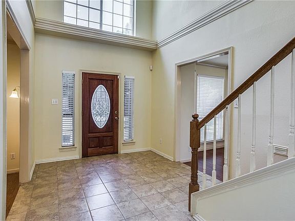 4th image of 7608 Grassland Dr