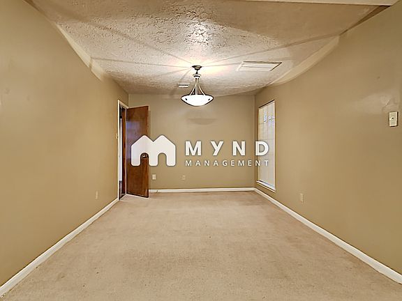 5th image of 2930 Mission Valley Dr