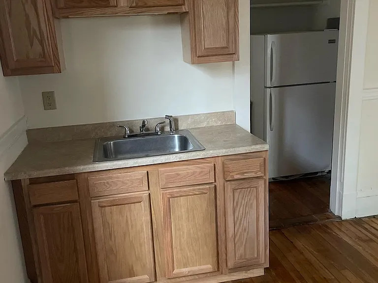 594 Prospect Ave #9 — Photo 5
