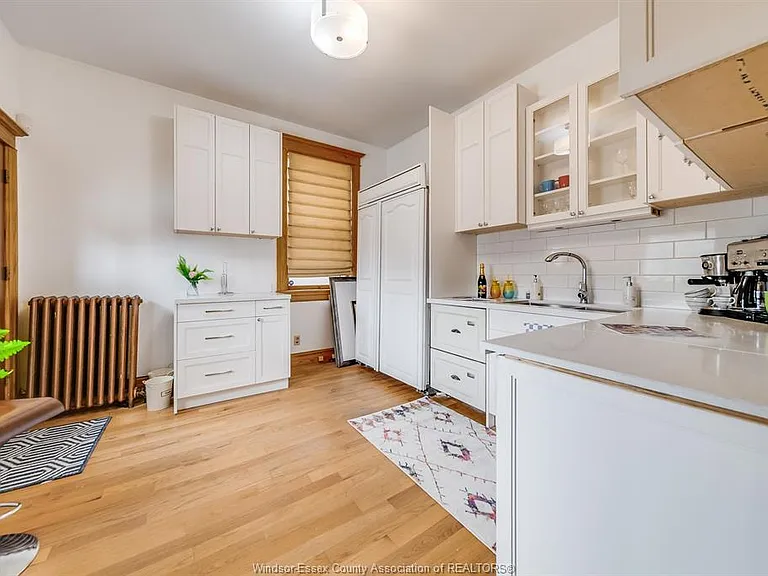 961 Ouellette Ave #2 — Photo 23