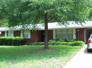 8436 Bunker Hill Dr, Southaven, MS 38671