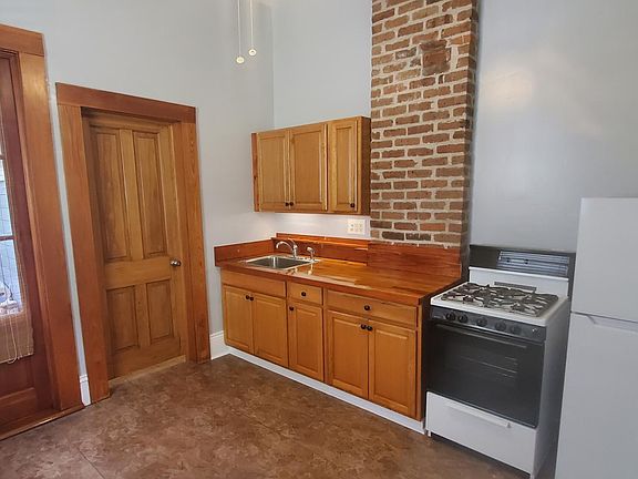 4th image of 2023 Burdette St