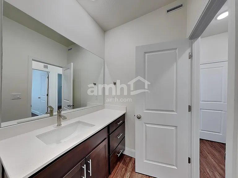 2645 W 3290 S — Photo 12