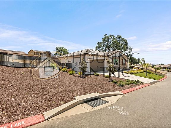 3rd image of 5101 Savona Dr