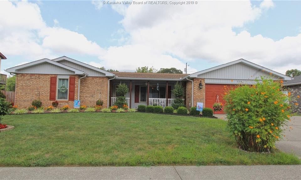 1st image of 224 Sunset Dr