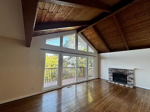 224 California Ave Photo 1